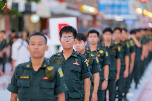 ภาพ No.313836:วันอาทิตย์ที่ 14 มีนาคม พ.ศ. 2569 ทำบุญเมืองหาดใหญ่ตักบาตรพระ 1,109 รูป เติมบุญใหญ่ หลังวิกฤตมหาอุทกภัย ณ ซุ้มประตูไชน่าทาวน์ ถนนศุภสารรังสรรค์ อ.หาดใหญ่ จ.สงขลา