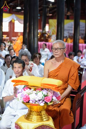 ภาพ No.300924:วันที่ 22 มกราคม พ.ศ. 2569 พิธีทอดผ้าป่าทำนุบำรุงศาสนสถาน ณ วัดบางปลา อ.บางเลน จ.นครปฐม ในโครงการธรรมยาตรา กตัญญูบูชา มหาปูชนียาจารย์ พระมงคลเทพมุนี(สด จนฺทสโร) พระผู้ปราบมาร อนุสรณ์สถาน 7 แห่ง ปีที่ 14