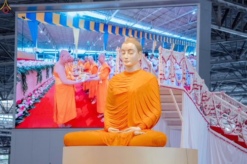 ภาพ No.341939:วันพุธที่ 29 กรกฎาคม พ.ศ. 2569 พิธีประดิษฐานพระบรมสารีริกธาตุภายในเกศดอกบัวตูมองค์พระธรรมกายเพื่ออัญเชิญไปประดิษฐาน  วัดพุทธสันติวัน ธรรมชัย เมืองนาคปูร์ รัฐมหาราษฏระ ประเทศอินเดีย ณ  วัดพระธรรมกาย จ.ปทุมธานี