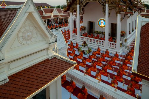 ภาพ No.297091:วันที่ 17 มกราคม พ.ศ. 2569 พิธีจุดประทีปถวายเป็นพุทธบูชา และบูชาธรรมมหาปูชนียาจารย์ (ภาพชุดที่ 2) ณ วัดโบสถ์บน ต.บางคูเวียง จ.นนทบุรี อนุสรณ์สถานลำดับที่ 4 สถานที่เกิดด้วยกายธรรม ในโครงการธรรมยาตรา กตัญญูบูชา มหาปูชนียาจารย์ พระมงคลเทพมุนี(สด จนฺทสโร) พร