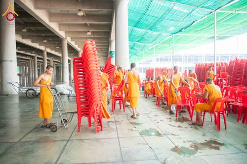 ภาพ No.315017:วันที่ 17-22 มีนาคม พ.ศ.2569 การเตรียมงานมหาสังฆทาน 40,000 กว่าวัดทั่วไทย วันคุ้มครองโลก 22 เมษายน พ.ศ.2569