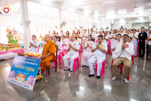 ภาพ No.305130:วันที่ 28 มกราคม พ.ศ. 2569 พิธีทอดผ้าป่าทำนุบำรุงศาสนสถาน ณ วัดเกิดการอุดม อ.คลองหลวง จ.ปทุมธานี ในโครงการธรรมยาตรา กตัญญูบูชา มหาปูชนียาจารย์ พระมงคลเทพมุนี(สด จนฺทสโร) พระผู้ปราบมาร อนุสรณ์สถาน 7 แห่ง ปีที่ 14