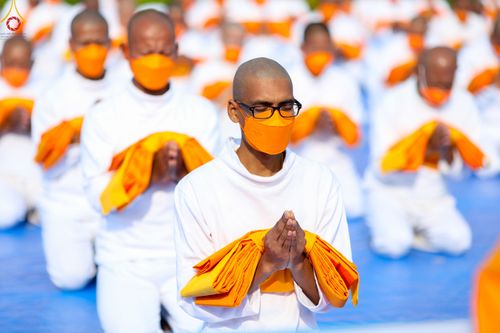 ภาพ No.77927:พิธีบรรพชาสามเณรหมู่ ณ ประเทศเนปาล วันที่ 16 มีนาคม พ.ศ. 2566