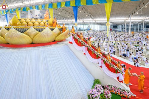 ภาพ No.77768:พิธีหล่อพระบรมพุทธเจ้า ทิศตะวันตก  วันอาทิตย์ที่ 19 มีนาคม พ.ศ. 2566 ณ วัดพระธรรมกาย จ.ปทุมธานี