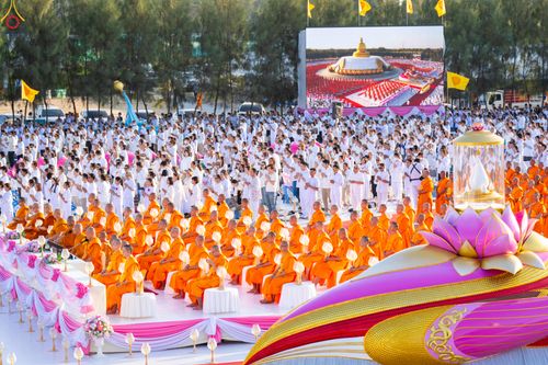 ภาพ No.301940:วันที่ 23 มกราคม พ.ศ. 2569 พิธีจุดประทีปธรรมถวายเป็นพุทธบูชา และบูชาธรรมมหาปูชนียาจารย์  ณ อนุสรณ์สถานลำดับที่ 5 สถานที่เผยแผ่วิชชาธรรมกายครั้งแรก อนุสรณ์สถานบางปลา วัดบางปลา อำเภอบางเลน จังหวัดนครปฐม ในโครงการธรรมยาตรา กตัญญูบูชา มหาปูชนียาจารย์ พระมงคล