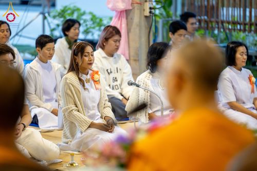 ภาพ No.292593:วันที่ 12 มกราคม พ.ศ. 2569 พิธีถวายภัตตาหารเป็นสังฆทาน แด่พระธรรมยาตรา ณ อนุสรณ์สถานมหาวิหารพระมงคลเทพมุนี (โลตัสแลนด์) อ.สองพี่น้อง จ.สุพรรณบุรี ในโครงการธรรมยาตรา กตัญญูบูชา มหาปูชนียาจารย์ พระมงคลเทพมุนี(สด จนฺทสโร) พระผู้ปราบมาร อนุสรณ์สถาน 7 แห่ง ปี