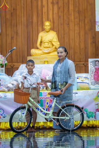 ภาพ No.186002:กิจกรรมวันรวมพลังเด็กดี V-Star ผู้นำฟื้นฟูศีลธรรมโลก จังหวัดแพร่ ณ ธุดงคสถานพรรัตนะแพร่ ต.แม่เกิ๋ง อ.วังชิ้น จังหวัดแพร่ วันที่ 23 ธันวาคม พ.ศ. 2567