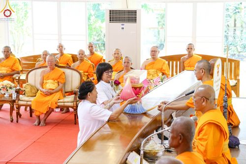 ภาพ No.95413:พิธีทอดกฐินสามัคคีทั่วไทย 5,000 วัด ณ ธรรมอุทยานบ้านแป้ง จ.สิงห์บุรี (ปฐมกฐิน) วันที่ 18 พฤศจิกายน พ.ศ. 2566