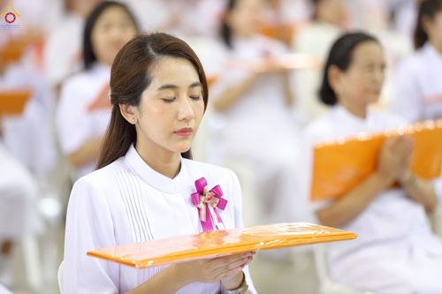 ภาพ No.240661:วันพุธที่ 27 สิงหาคม พ.ศ. 2568 พิธีทอดผ้าป่าเพื่อสร้างอาคาร  82 ปี หลวงพ่อธัมมชโย สมทบกฐินวัดพระธรรมกาย และกฐิน 30,000 วัดทั่วประเทศ ครั้งที่ 1