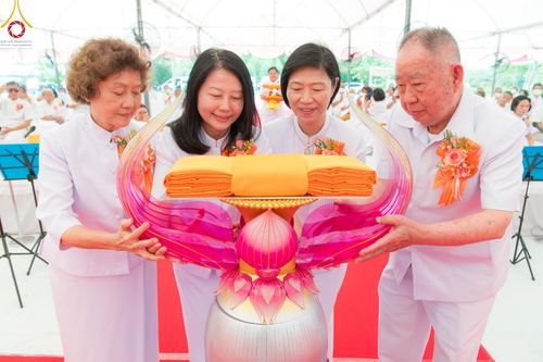 ภาพ No.137029:พิธีทอดผ้าป่าโครงสร้างเหล็กค้ำฟ้ามหามงคล อาคาร 80 ปี หลวงพ่อธัมมชโย ณ ศูนย์ปฏิบัติธรรมวิหารแดง ต.เจริญธรรม อ.วิหารแดง จ.สระบุรี วันที่ 19 พฤษภาคม พ.ศ. 2567