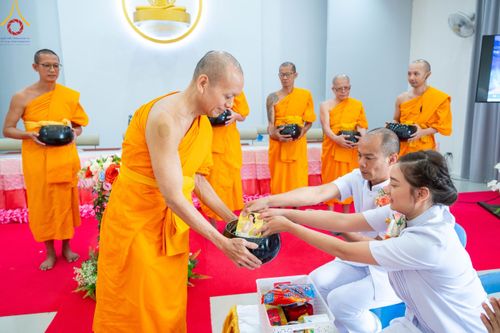 ภาพ No.97564:พิธีทอดกฐินสามัคคี ณ ศูนย์ปฏิบัติธรรมนานาชาติสมุย  (เกาะสมุย) จ. สุราษฏร์ธานี วันที่ 19 พฤศจิกายน พ.ศ. 2566