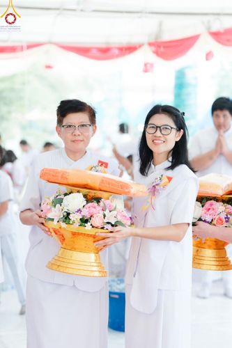 ภาพ No.158079:พิธีทอดผ้าป่า ติดตั้งแผ่นสิริฉะทะนะรัสมี(หลังคา) อาคาร 80 ปี หลวงพ่อธัมมชโย วันอาทิตย์ที่ 22 กันยายน พ.ศ. 2567 ณ ศูนย์ปฏิบัติธรรมวิหารแดง อ.วิหารแดง จ.สระบุรี