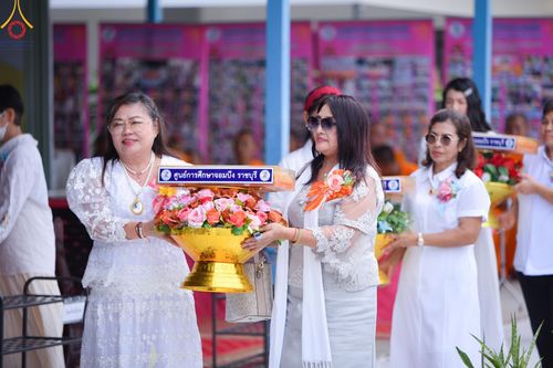 ภาพ No.142973:พิธีทอดผ้าป่าสามัคคีเพื่อสมทบทุนสร้างหอฉัน ๑๑๓ ปี  คุณยายอาจารย์มหารัตนอุบาสิกาจันทร์ขนนกยูง ครั้งที่ ๙ วันอาทิตย์ที่ ๓๐  มิถุนายน พ.ศ. ๒๕๖๗ ณ ศูนย์การศึกษาจอมบึง ต.รางบัว อ.จอมบึง จ.ราชบุรี