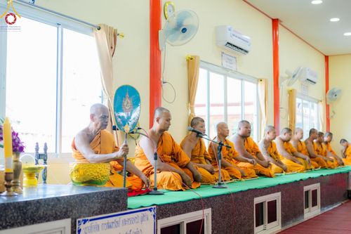 ภาพ No.170177:พิธีทอดกฐิน ณ วัดผาสุการาม อ.บางเลน จ.นครปฐม ในโครงการกฐินสามัคคีทั่วไทย 30,000 วัด บูชาธรรม 80 ปี หลวงพ่อธัมมชโย โดยคณะศิษยานุศิษย์วัดพระธรรมกาย วันที่ 26 ตุลาคม พ.ศ. 2567