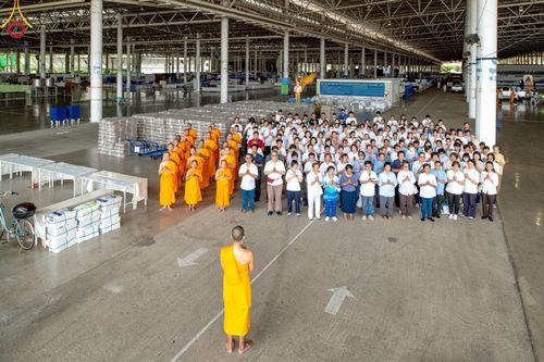 ภาพ No.218589:วันพฤหัสบดีที่ 17 เมษายน พ.ศ. 2568 การเตรียมงานในลานธรรม , สภาธรรมกายสากล , วิหารคด  เพื่องานวันคุ้มครองโลก 22 เมษายน พ.ศ. 2568