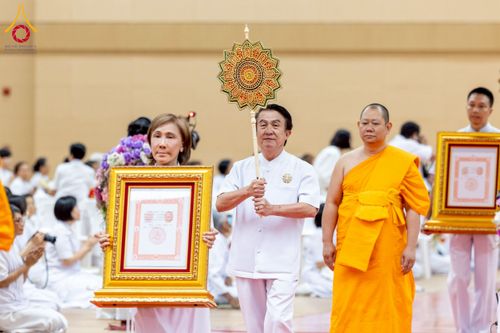 ภาพ No.232480:วันอาทิตย์ที่ 6 กรกฏาคม พ.ศ. 2568 พิธีมุทิตาสักการะพระครูสัญญาบัตร ปีพุทธศักราช 2568 ณ ห้องแก้วสารพัดนึก2 สภาธรรมกายสากล วัดพระธรรมกาย