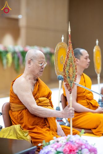 ภาพ No.208928:พระบาทสมเด็จพระเจ้าอยู่หัว ทรงมีพระราชศรัทธาทรงพระกรุณาโปรดเกล้าฯ ให้บำเพ็ญพระราชกุศลถวายภัตตาหารพระราชทาน การสอบบาลีสนามหลวง ณ วัดพระธรรมกาย ย อ.คลองหลวง จ.ปทุมธานี วันที่ 23-24 กุมภาพันธ์ พ.ศ. 2568