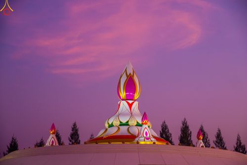 ภาพ No.110211:พิธีตักบาตรพระธรรมยาตราฯ ในโครงการธรรมยาตรากตัญญูบูชา มหาปูชนียาจารย์ พระมงคลเทพมุนี(สด จนฺทสโร) พระผู้ปราบมาร ปีที่ 12 ณ อนุสรณ์สถานลำดับที่ 2 สถานที่ตั้งมโนปณิธานบวชตลอดชีวิต อนุสรณ์สถานบางนางแท่น จ.นครปฐม วันที่ 11 มกราคม พ.ศ. 2567