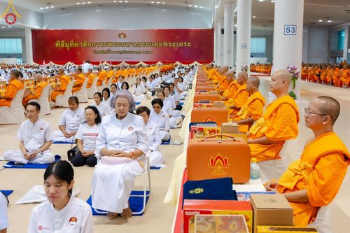 ภาพ No.176266:พิธีมุทิตาสักการะพระมหาเถระและพระเถระ วันที่ 24 พฤศจิกายน พ.ศ. 2567 ณ วัดพระธรรมกาย จ.ปทุมธานี