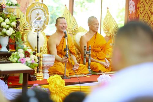 ภาพ No.260474:วันที่ 19 ตุลาคม พ.ศ. 2568 พิธีทอดกฐินสามัคคีทั่วไทย 30,000 วัด โดยคณะศิษยานุศิษย์ บูชาธรรม 81 ปี หลวงพ่อธัมมชโย ณ วัดเกาะไม้แดง จ.ฉะเชิงเทรา