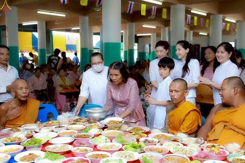 ภาพ No.257028:วันที่ 12 ตุลาคม พ.ศ. 2568 พิธีทอดกฐินสามัคคีทั่วไทย 30,000 วัด โดยคณะศิษยานุศิษย์ บูชาธรรม 81 ปี หลวงพ่อธัมมชโย ณ วัดวงษ์สวรรค์ ต.หันตะเภา อ.วังน้อย จ.พระนครศรีอยุธยา