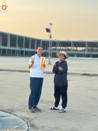 ภาพ No.61310:V.36 ทุ่มเทเพื่อพ่อ 80 ปี ภาพการเตรียมงานของหน่วยงานต่างๆ เพื่อพิธีฉลองอายุวัฒนมงคล 80 ปี หลวงพ่อธัมมชโย และรับถวายมหาสังฆทาน 10,000 กว่าวัดทั่วประเทศ ในวันคุ้มครองโลก จันทร์ที่ 22 เมษายน พ.ศ.2567