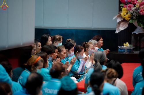 ภาพ No.145923:ชมรมจิตอาสาอนุรักษ์สิ่งแวดล้อม รับบุญทำความสะอาดบริเวณโบสถ์พระไตรปิฎก วัดพระธรรมกาย จ.ปทุมธานี วันที่ 25 กรกฎาคม พ.ศ. 2567