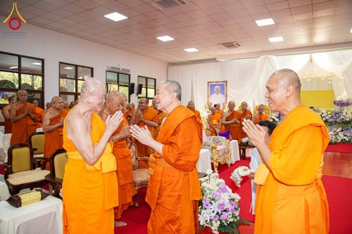 ภาพ No.315109:วันจันทร์ที่ 23 มีนาคม พ.ศ. 2569 พิธีบำเพ็ญกุศล คุณพ่อณรงค์ จินตมากุล  สิริอายุ 99 ปี 11 เดือน โยมบิดา พระครูปลัดรัตนวีรวัฒน์ (รังสฤษดิ์ อิทฺธิจินตโก) ที่ปรึกษาเจ้าคณะจังหวัดปทุมธานี เจ้าอาวาสวัดพระธรรมกาย  ณ ห้องปลูกศรัทธา 2 วัดพระธรรมกาย ปทุมธานี