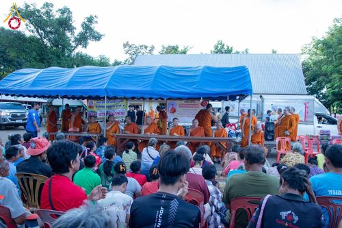 ภาพ No.159310:วันศุกร์ที่ 25 กันยายน พ.ศ. 2567 วัดพระธรรมกาย มูลนิธิธรรมกาย และคณะศิษยานุศิษย์ฯ ร่วมสมทบกัปปิยภัณฑ์ จำนวน 200,000 บาท สนับสนุนสำนักงานเจ้าคณะใหญ่หนตะวันออก ฝ่ายสาธารณสงเคราะห์ของมหาเถรสมาคม เพื่อช่วยเหลือผู้ประสบอุทกภัย