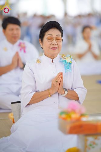 ภาพ No.243810:วันที่ 6 กันยายน พ.ศ. 2568 พิธีถวายภัตตาหารเมนูสวรรค์ เพื่อการบรรลุธรรม ณ หอฉันคุณยายอาจารย์ฯ วัดพระธรรมกาย