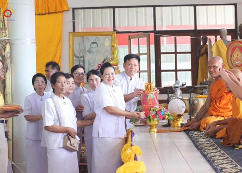 ภาพ No.167985:พิธีทอดกฐิน ณ วัดจันทร์ลาดสุขสุวรรณ อำเภอท่ามะกา จังหวัดกาญจนบุรี ในโครงการกฐินสามัคคีทั่วไทย 30,000 วัด บูชาธรรม 80 ปี หลวงพ่อธัมมชโย โดยคณะศิษยานุศิษย์วัดพระธรรมกาย วันที่ 20 ตุลาคม พ.ศ. 2567