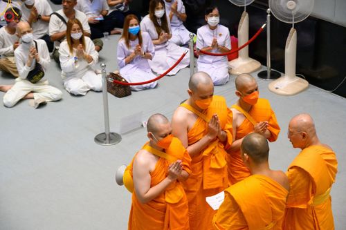 ภาพ No.82809:พิธีอุปสมบทหมู่ ในโครงการพระพี่เลี้ยงเข้าพรรษา, ธรรมทายาทอุดมศึกษารุ่นที่ 50 (ภาคฤดูฝน) และธรรมทายาทพุทธศาสตร์สากล รุ่นที่ 7 (ภาคฤดูฝน) วันอาทิตย์ที่ 18 มิถุนายน พ.ศ. 2566 ณ วัดพระธรรมกาย จ.ปทุมธานี