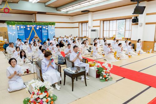 ภาพ No.220934:วันที่ 13 เมษายน พ.ศ. 2568 พิธีโปรยรัตนชาติปฐมเริ่มสถาปนาเจดีย์ และ พิธีเปิดหมู่บ้านปฏิบัติธรรม เพื่อการบรรลุธรรม ณ วัดป่าธรรมกายนานาชาติโทชิหงิ  ประเทศญี่ปุ่น