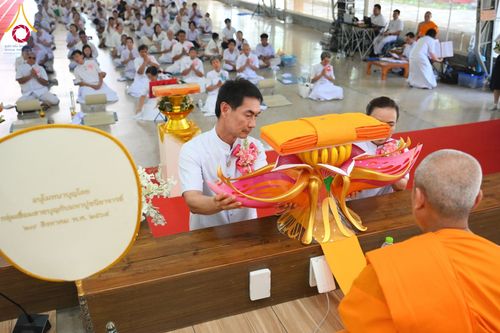 ภาพ No.183529:พิธีทอดกฐิน ณ ศูนย์อบรมเยาวชนอุตรดิตถ์ ในโครงการทอดกฐินสามัคคีทั่วไทย 30,000 วัด บูชาธรรม 80 ปี หลวงพ่อธัมมชโย โดยคณะศิษยานุศิษย์วัดพระธรรมกาย วันที่ 27 ตุลาคม พ.ศ. 2567