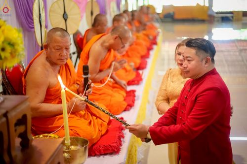 ภาพ No.255302:วันที่ 12 ตุลาคม พ.ศ. 2568 พิธีทอดกฐินสามัคคีทั่วไทย 30,000 วัด โดยคณะศิษยานุศิษย์ บูชาธรรม 81 ปี หลวงพ่อธัมมชโย ณ วัดราชคีรีหิรัญญาราม ต.วังทอง อ.วังทอง จ.พิษณุโลก