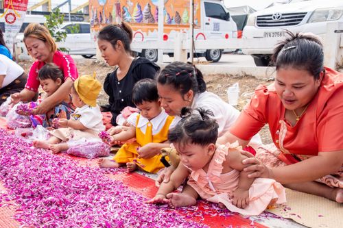 ภาพ No.119984:พิธีต้อนรับพระธรรมยาตรา ในโครงการธรรมยาตรา กตัญญูบูชา มหาปูชนียาจารย์ พระมงคลเทพมุนี(สด จนฺทสโร) พระผู้ปราบมาร อนุสรณ์สถาน 7 แห่ง ปีที่ 12 วันที่ 28 มกราคม พ.ศ. 2567 ณ วัดพระธรรมกาย จ.ปทุมธานี