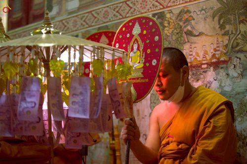 ภาพ No.260536:วันที่ 19 ตุลาคม พ.ศ. 2568 พิธีทอดกฐินสามัคคีทั่วไทย 30,000 วัด โดยคณะศิษยานุศิษย์ บูชาธรรม 81 ปี หลวงพ่อธัมมชโย ณ วัดละมุด อ.นครชัยศรี จ.นครปฐม