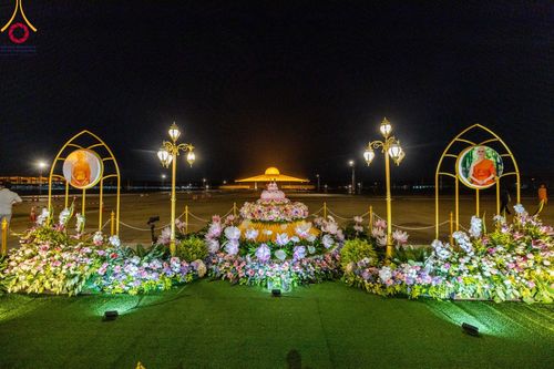 ภาพ No.100094:พิธีฉลองชัย สวดมนต์บทธัมมจักกัปปวัตนสูตร 5,899,999,999 จบ ณ มหารัตนวิหารคด วัดพระธรรมกาย วันจันทร์ที่ 27 พฤศจิกายน พ.ศ. 2566