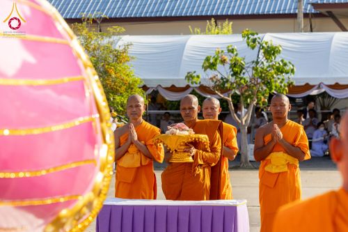 ภาพ No.211331:วันอาทิตย์ที่ 16 มีนาคม พ.ศ. 2568 ธรรมยาตราอัญเชิญพระบรมสารีริกธาตุ รอบเมืองปัตตานี ประดิษฐาน ณ ปทุมเจดีย์ เจดีย์พระพุทธเจ้า 5 พระองค์  ศูนย์อบรมเยาวชนปัตตานี