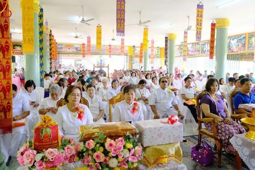 ภาพ No.170210:พิธีทอดกฐิน ณ วัดห้วยแก้ว จ.ตาก ในโครงการกฐินสามัคคีทั่วไทย 30,000 วัด บูชาธรรม 80 ปี หลวงพ่อธัมมชโย โดยคณะศิษยานุศิษย์วัดพระธรรมกาย วันที่ 25 ตุลาคม พ.ศ. 2567