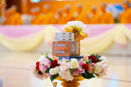 ภาพ No.85737:พิธีถวายคิลานเภสัชและอุปกรณ์การแพทย์ บูชาธรรมเนื่องในวันธรรมชัย วันที่ 19 สิงหาคม พ.ศ. 2566 ณ ห้องแก้วสารพัดนึก วัดพระธรรมกาย