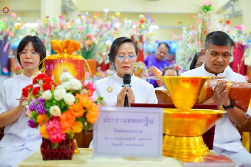 ภาพ No.251979:วันที่ 11 ตุลาคม พ.ศ. 2568 พิธีทอดกฐินสามัคคีทั่วไทย 30,000 วัด โดยคณะศิษยานุศิษย์ บูชาธรรม 81 ปี หลวงพ่อธัมมชโย ณ วัดหนองเสือ ต.หนองดินแดง อ.เมือง จ.นครปฐม