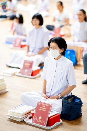 ภาพ No.138768:พิธีถวายกองทุนสนับสนุน การสร้างพระไตรปิฎกฉบับธรรมชัย และอนุรักษ์คัมภีร์ใบลาน น้อมบูชาธรรมหลวงพ่อธัมมชโย 80 ปี ณ ห้องแก้วสารพัดนึก 2 วัดพระธรรมกาย วันเสาร์ที่ 1 มิถุนายน พศ. 2567