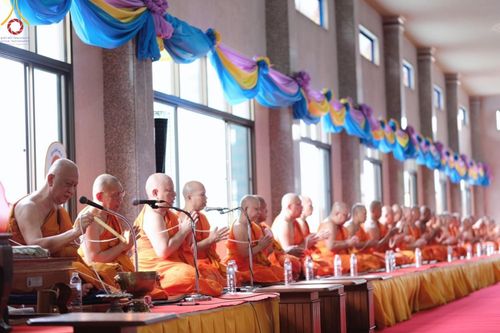 ภาพ No.163794:โครงการกฐินสามัคคีทั่วไทย 30,000 วัด บูชาธรรม 80 ปี หลวงพ่อธัมมชโย โดย คณะศิษยานุศิษย์วัดพระธรรมกาย ณ วัดปริวาสราชสงคราม กรุงเทพมหานคร วันที่ 20 ตุลาคม พ.ศ. 2567