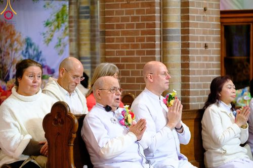 ภาพ No.99393:พิธีทอดกฐินสามัคคี มหากาลทาน วัดพระธรรมกายเนเธอร์แลนด์ วันที่ 26 พฤศจิกายน พ.ศ. 2566