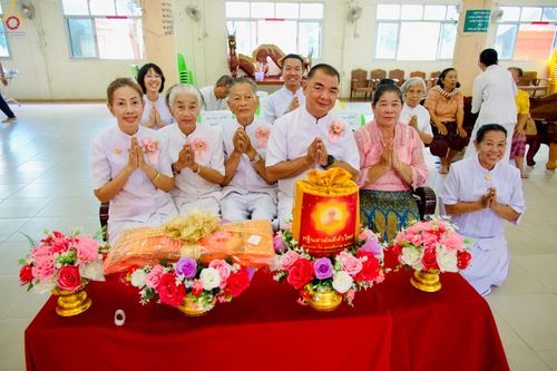 ภาพ No.258479:วันที่ 18 ตุลาคม พ.ศ. 2568 พิธีทอดกฐินสามัคคีทั่วไทย 30,000 วัด โดยคณะศิษยานุศิษย์ บูชาธรรม 81 ปี หลวงพ่อธัมมชโย ณ วัดนิคมซอย25 จังหวัดสระบุรี