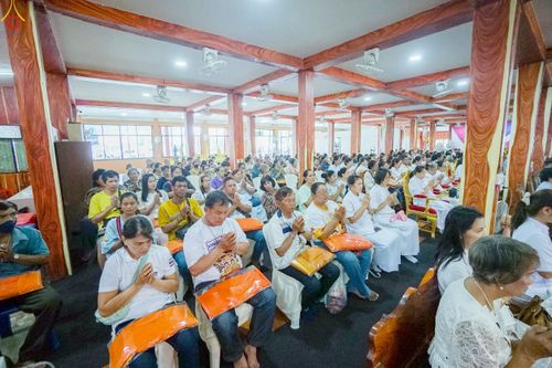 ภาพ No.267791:วันที่ 26 ตุลาคม พ.ศ. 2568 พิธีทอดกฐินสามัคคีทั่วไทย ณ วัดราษฎร์บรรจง อ.วังน้อย จ.พระนครศรีอยุธยา โดยคณะศิษยานุศิษย์ บูชาธรรม 81 ปี หลวงพ่อธัมมชโย