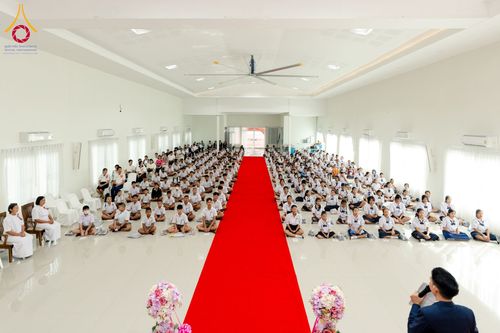 ภาพ No.180887:กิจกรรมวันรวมพลังเด็กดี V-Star ผู้นำฟื้นฟูศีลธรรมโลก ประจำปีพุทธศักราช 2567 จังหวัดสุพรรณบุรี ณ ศูนย์ปฏิบัติธรรมพระมงคลเทพมุนี อำเภอสองพี่น้อง จังหวัดสุพรรณบุรี วันที่ 21 พฤศจิกายน พ.ศ.2567