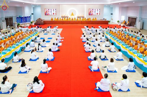 ภาพ No.87064:พิธีทักษิณานุปทานแด่บรรพชนตระกูลผ่องสวัสดิ์ และหมู่ญาติที่ล่วงลับไปแล้ว ณ มหาเจดีย์ทัตตชีโว ศูนย์อบรมเยาวชนกาญจนบุรี วันที่ 31 สิงหาคม พ.ศ. 2566