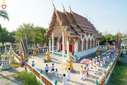 ภาพ No.189280:พิธีทอดผ้าป่าทำนุบำรุงศาสนสถาน ในโครงการธรรมยาตรา กตัญญูบูชา มหาปูชนียาจารย์ พระมงคลเทพมุนี(สด จนฺทสโร) พระผู้ปราบมาร อนุสรณ์สถาน 7 แห่ง ปีที่ 13 ณ วัดใหม่นพรัตน์  ต.เนินพระปรางค์ อ.สองพี่น้อง จ.สุพรรณบุรี วันที่ 5 มกราคม พ.ศ. 2568